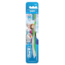 CEPILLO DENTAL ORAL B 6+